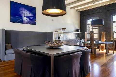 Снять в аренду квартиру в Барселона, Испания с 2 спальни, 251м², № 6355 - фото 6