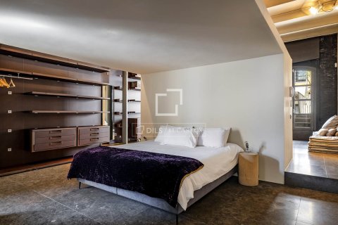 Снять в аренду квартиру в Барселона, Испания с 2 спальни, 251м², № 6355 - фото 20