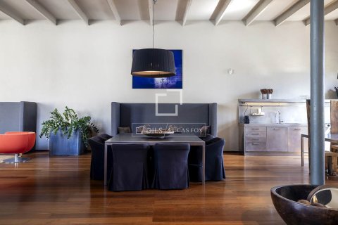 Снять в аренду квартиру в Барселона, Испания с 2 спальни, 251м², № 6355 - фото 3