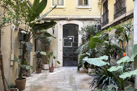 Снять в аренду квартиру в Барселона, Испания с 2 спальни, 251м², № 6355 - фото 28