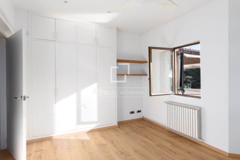 Снять в аренду виллу в Сан-Андреу-де-Льяванерес, Испания с 5 спален, 344м², № 6356 - фото 19