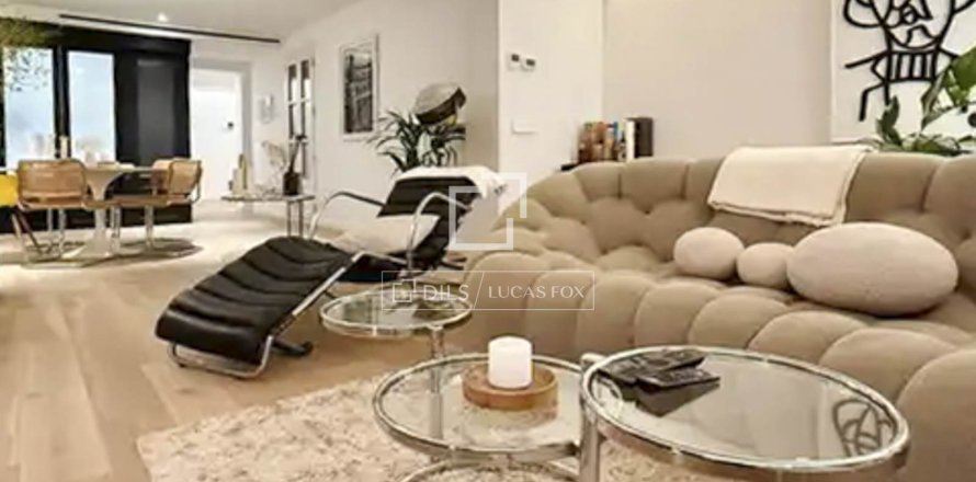 3 bedrooms apartment for rent in Barcelona, Catalonia, Spain № 6360