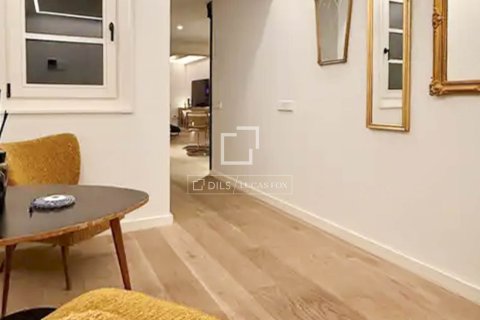 3 bedrooms apartment for rent in Barcelona, Catalonia, Spain № 6360 - photo 13