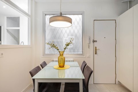 Снять в аренду квартиру в Барселона, Испания с 2 спальни, 185м², № 6359 - фото 16