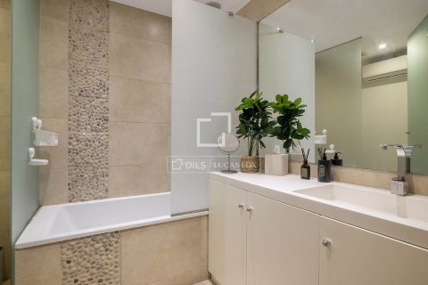 Снять в аренду квартиру в Барселона, Испания с 2 спальни, 185м², № 6359 - фото 27