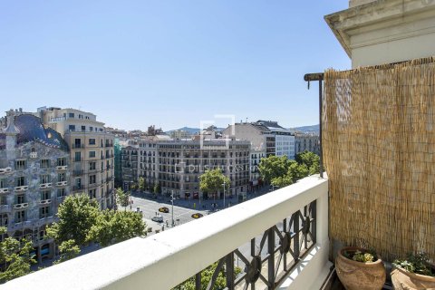 Снять в аренду квартиру в Барселона, Испания с 2 спальни, 185м², № 6359 - фото 8