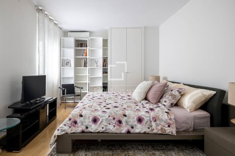 Снять в аренду квартиру в Барселона, Испания с 2 спальни, 185м², № 6359 - фото 25