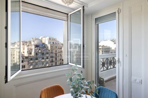 Снять в аренду квартиру в Барселона, Испания с 2 спальни, 185м², № 6359 - фото 7