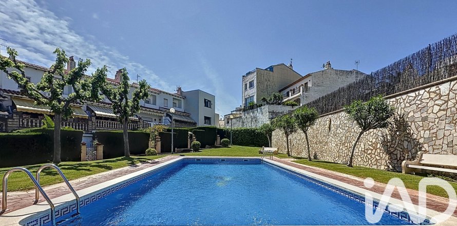 5 bedrooms townhouse for sale in Sant Pere de Ribes, Barcelona, Catalonia, Spain № 4749