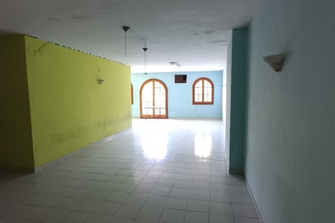 456 sq.m. commercial property for sale in Alcanar, Tarragona, Catalonia, Spain № 4744 - photo 7