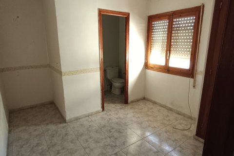 456 sq.m. commercial property for sale in Alcanar, Tarragona, Catalonia, Spain № 4744 - photo 12