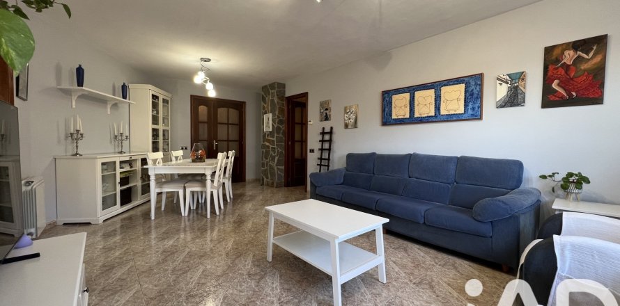 Квартира с 4 спальнями в Кальдес-де-Монтбуи, Барселона, Каталония, Испания № 4748