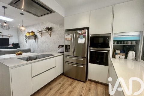 3 bedrooms townhouse for sale in Cerdanyola Del Valles, Barcelona, Catalonia, Spain № 4747 - photo 8