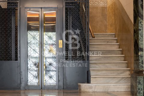 2 bedrooms apartment for sale in Barcelona, Catalonia, Spain № 5997 - photo 9