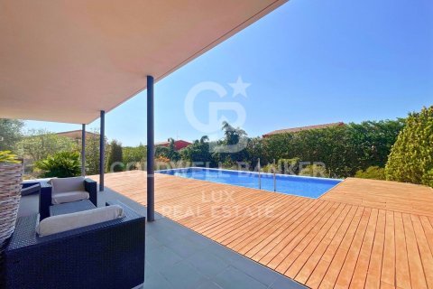 6 bedrooms house for sale in Peralada, Girona, Catalonia, Spain № 5995 - photo 2