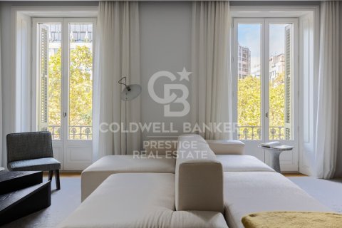 Apartamento de 2 dormitorios en venta en Barcelona, Cataluña, Spain № 5996 - foto 19