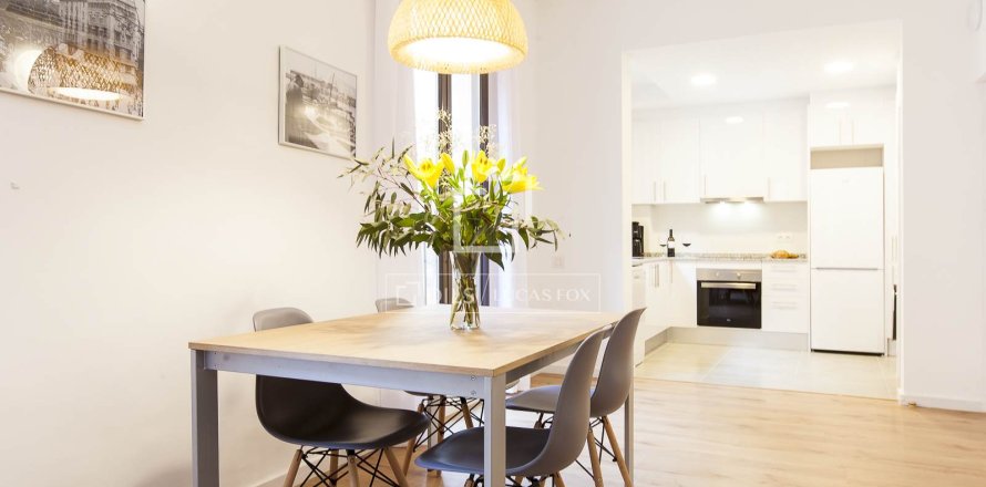 Apartamento de 2 dormitorios en venta en Barcelona, Cataluña, Spain № 4075
