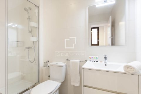 2 chambres apartment à vendre à Barcelona, Catalonia, Spain № 4075 - photo 12