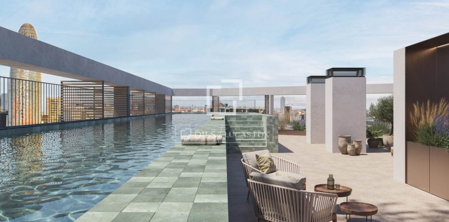 Apartamento de 3 dormitorios en venta en Barcelona, Cataluña, Spain № 4077