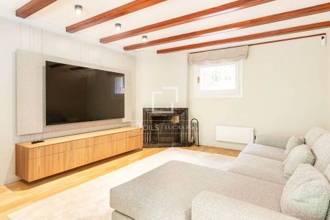 4 chambres villa à vendre à Barcelona, Catalonia, Spain № 3984 - photo 8