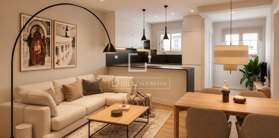 Apartamento de 4 dormitorios en venta en Barcelona, Cataluña, Spain № 3985