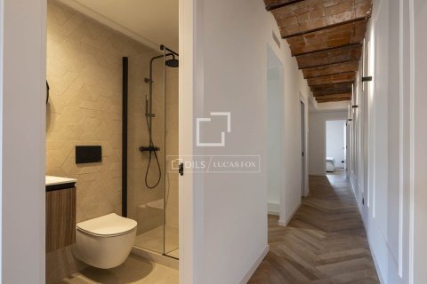 3 bedrooms apartment for sale in Barcelona, Catalonia, Spain № 3990 - photo 19