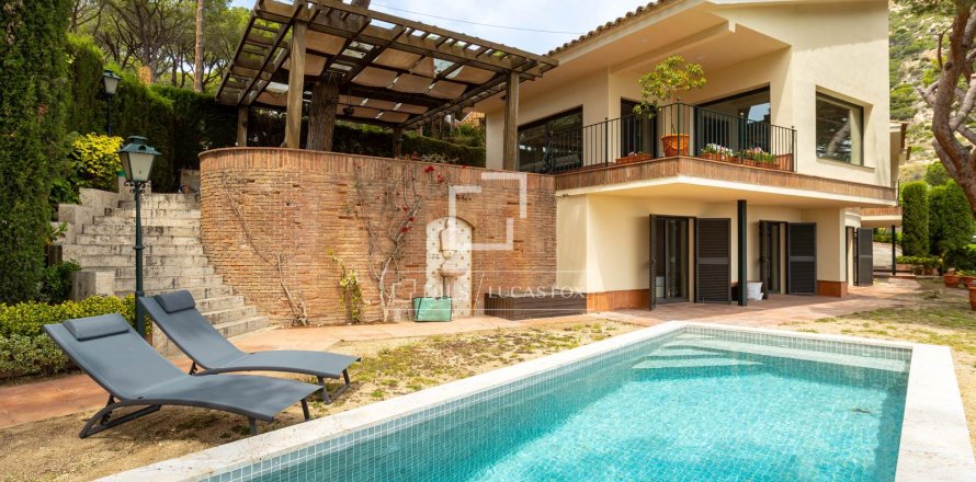 4 chambres villa à vendre à Cabrils, Barcelona, Catalonia, Spain № 3986