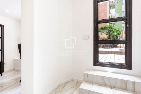 2 chambres apartment à vendre à Barcelona, Catalonia, Spain № 3988 - photo 9