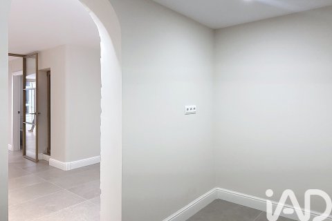 49 sq.m. commercial property for rent in Vilanova i la Geltru, Barcelona, Catalonia, Spain № 5121 - photo 7