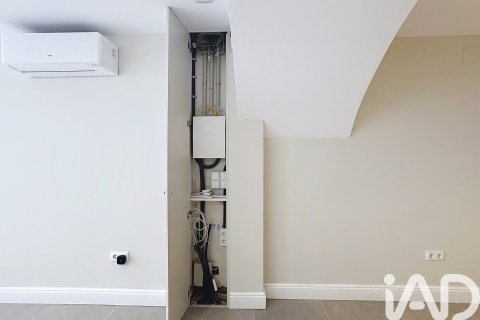 49 sq.m. commercial property for rent in Vilanova i la Geltru, Barcelona, Catalonia, Spain № 5121 - photo 17