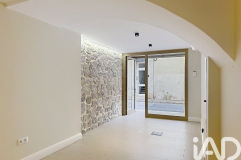 49 sq.m. commercial property for rent in Vilanova i la Geltru, Barcelona, Catalonia, Spain № 5121 - photo 2