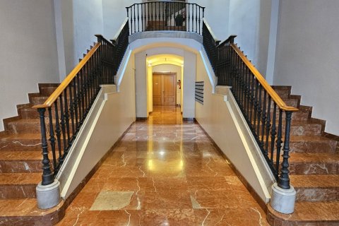 5 bedrooms apartment for rent in Barcelona, Catalonia, Spain № 5122 - photo 29