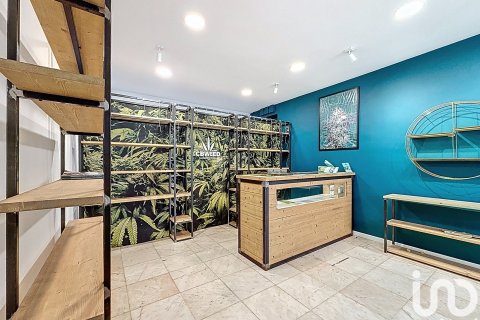 Propiedad comercial de 52 m² en alquiler en Vilanova i la Geltrú, Barcelona, Cataluña, Spain № 5127 - foto 2