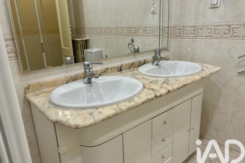 3 chambres apartment à louer à Sabadell, Barcelona, Catalonia, Spain № 5126 - photo 18