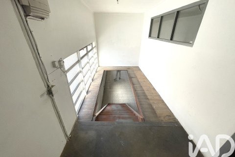 358 sq.m. commercial property for rent in Sabadell, Barcelona, Catalonia, Spain № 5125 - photo 14