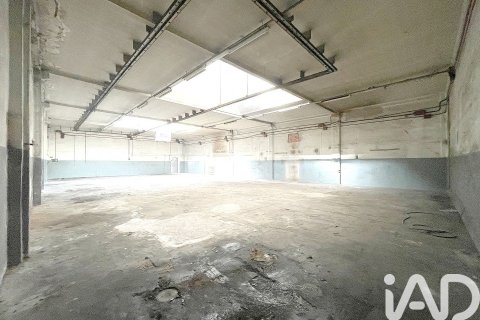 358 sq.m. commercial property for rent in Sabadell, Barcelona, Catalonia, Spain № 5125 - photo 26