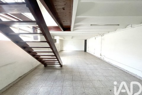 358 sq.m. commercial property for rent in Sabadell, Barcelona, Catalonia, Spain № 5125 - photo 13