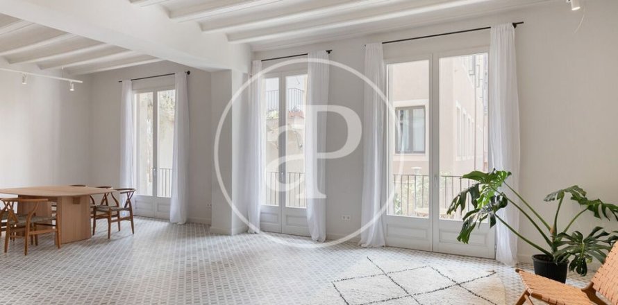 Квартира с 3 спальнями в Ситжесе, Барселона, Каталония, Испания № 2409