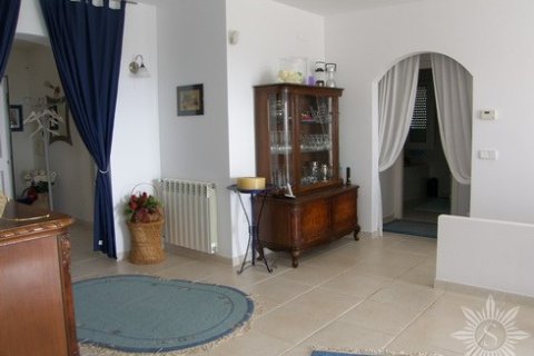 Купить виллу в Розы, Испания с 3 спальни, 177м², № 873 - фото 3