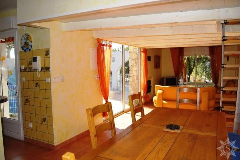 Купить виллу в Розы, Испания с 3 спальни, 100м², № 872 - фото 11