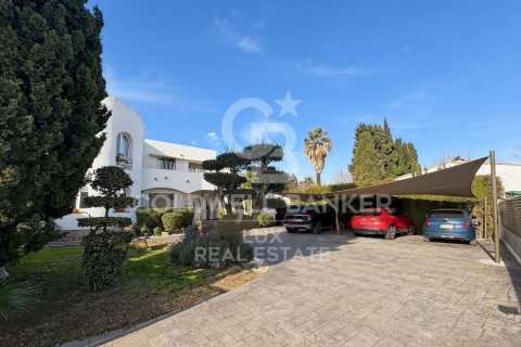 4 bedrooms villa for sale in Empuriabrava, Girona, Catalonia, Spain № 5790 - photo 2