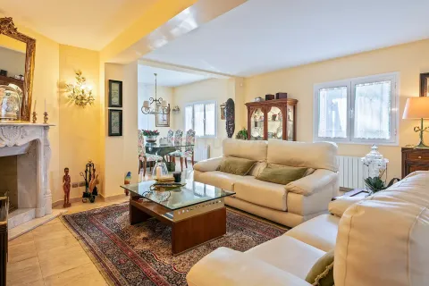 Сasa de 5 dormitorios en venta en Sant Pere de Ribes, Barcelona, Cataluña, Spain № 6917 - foto 8