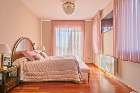 Сasa de 5 dormitorios en venta en Sant Pere de Ribes, Barcelona, Cataluña, Spain № 6917 - foto 21
