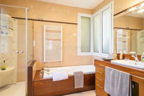 Сasa de 5 dormitorios en venta en Sant Pere de Ribes, Barcelona, Cataluña, Spain № 6917 - foto 24