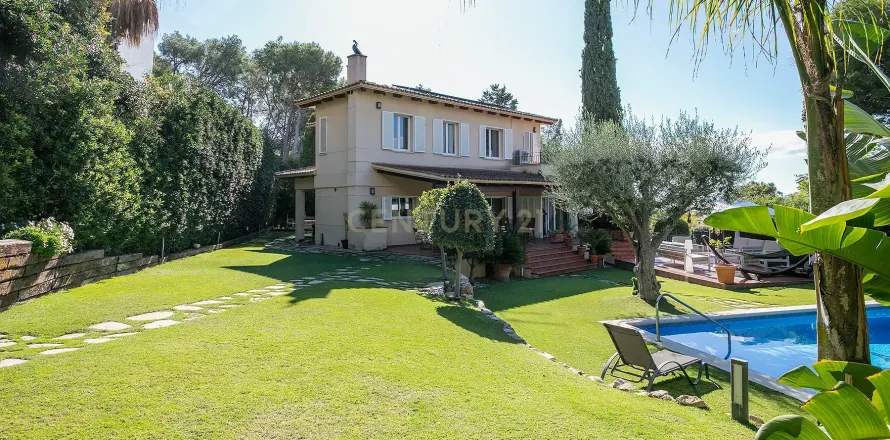Сasa de 5 dormitorios en venta en Sant Pere de Ribes, Barcelona, Cataluña, Spain № 6917