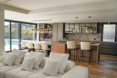 Сasa de 4 dormitorios en venta en Sant Andreu de Llavaneres, Barcelona, Cataluña, Spain № 6919 - foto 22