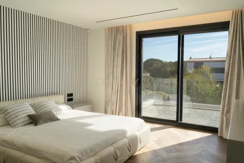 Сasa de 4 dormitorios en venta en Sant Andreu de Llavaneres, Barcelona, Cataluña, Spain № 6919 - foto 3