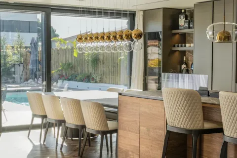 Сasa de 4 dormitorios en venta en Sant Andreu de Llavaneres, Barcelona, Cataluña, Spain № 6919 - foto 2