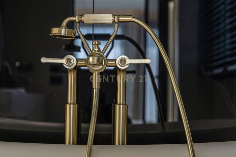 Сasa de 4 dormitorios en venta en Sant Andreu de Llavaneres, Barcelona, Cataluña, Spain № 6919 - foto 29