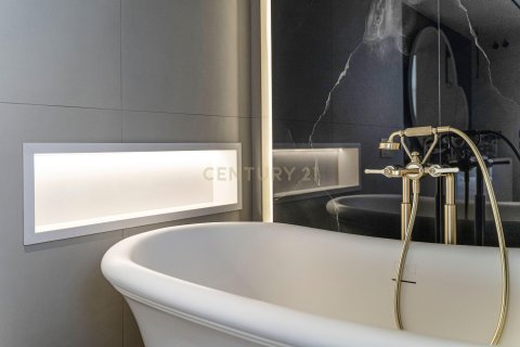 Сasa de 4 dormitorios en venta en Sant Andreu de Llavaneres, Barcelona, Cataluña, Spain № 6919 - foto 28